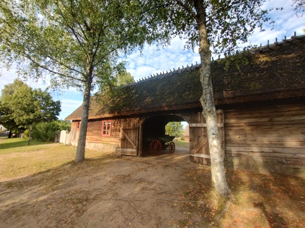 img 20250827 173352944 hdr